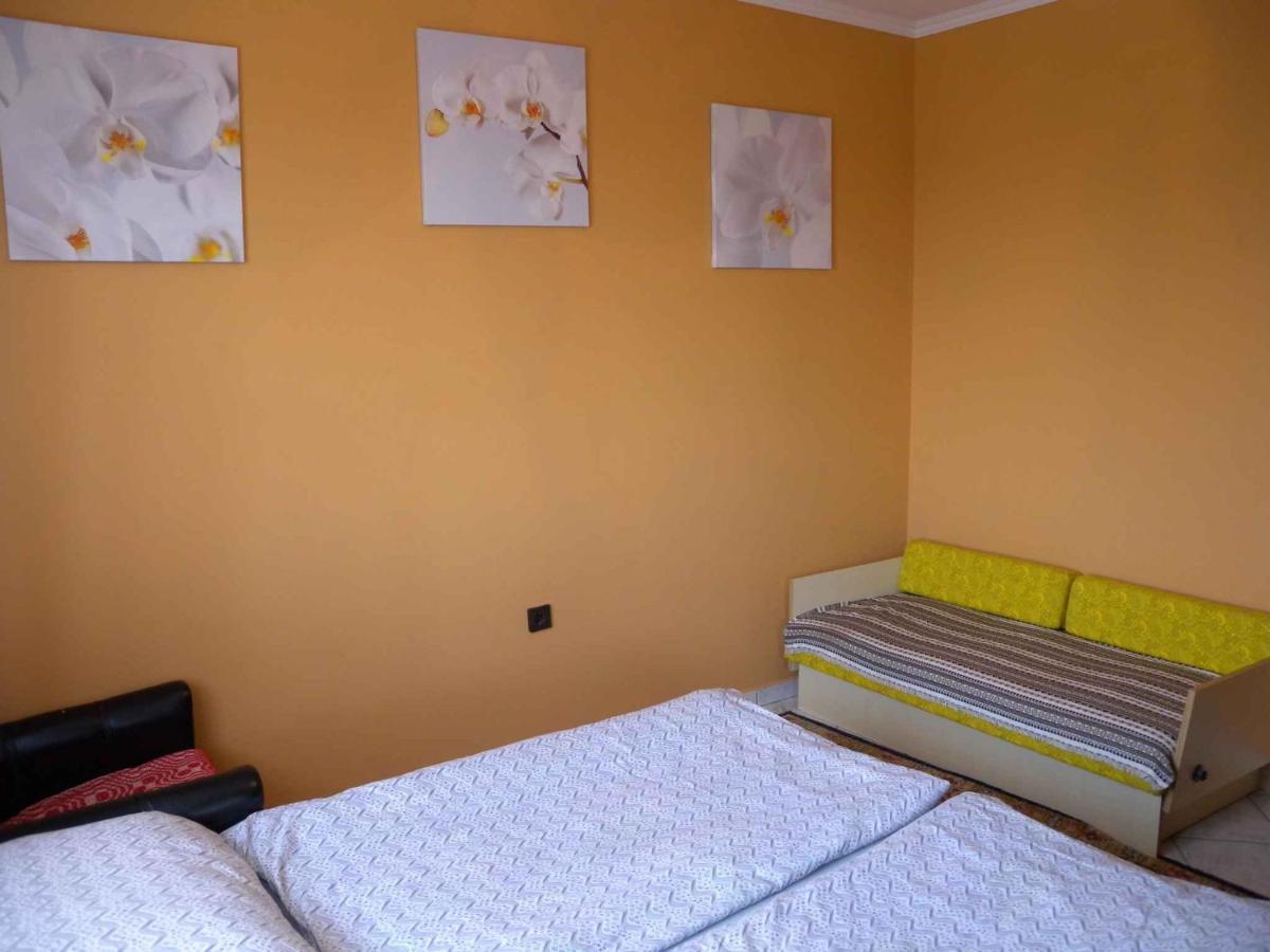 Apartment In Fonyod/Balaton 18583 외부 사진